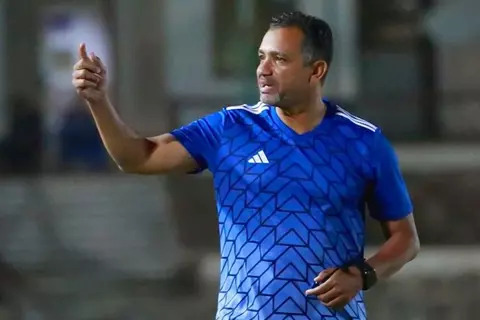 المقاولون العرب يعلن تجديد عقد سامي قمصان